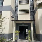 Apartamento Na Farolandia Bem Localizado!