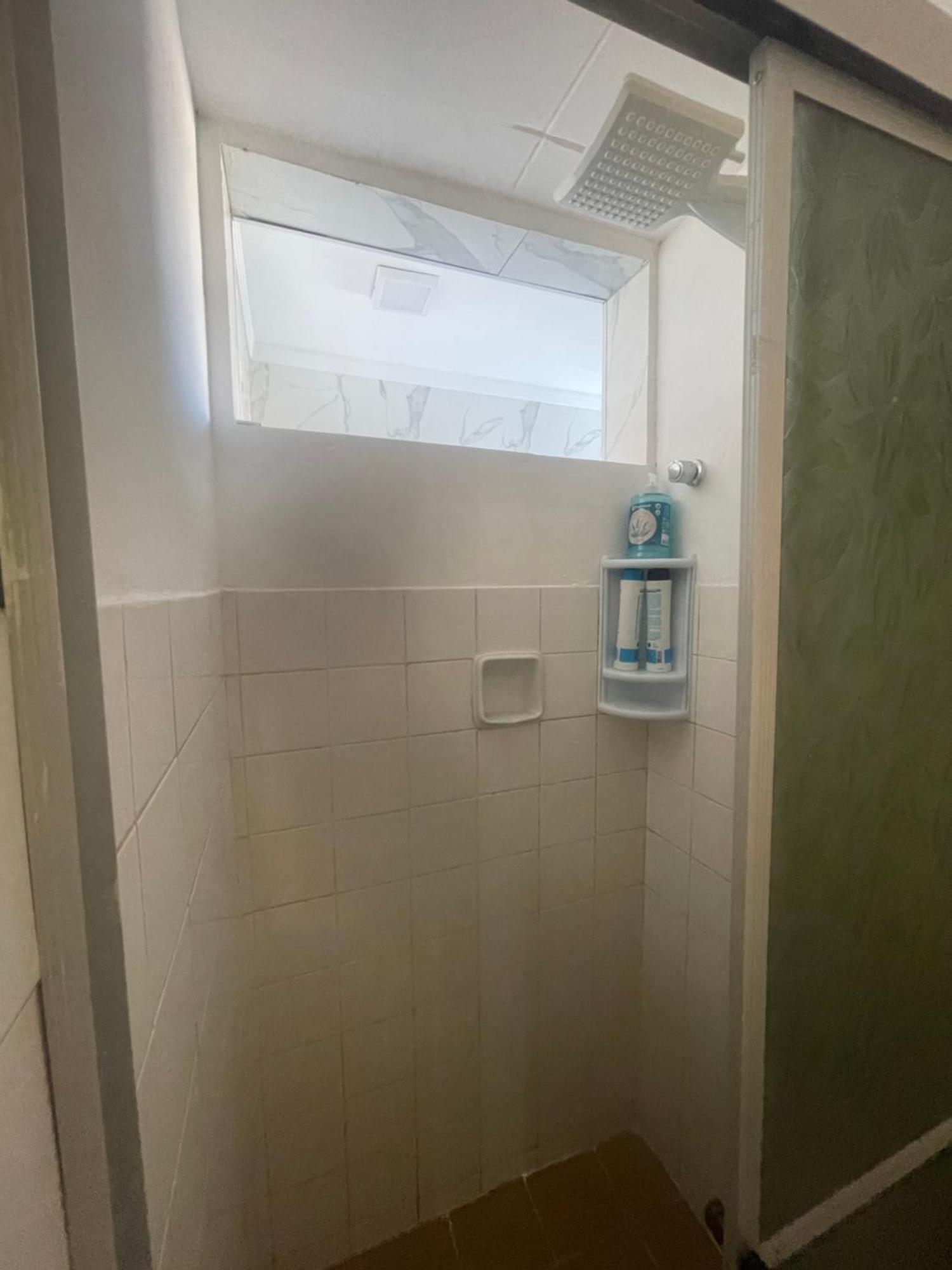 Apartamento Na Farolandia Bem Localizado!